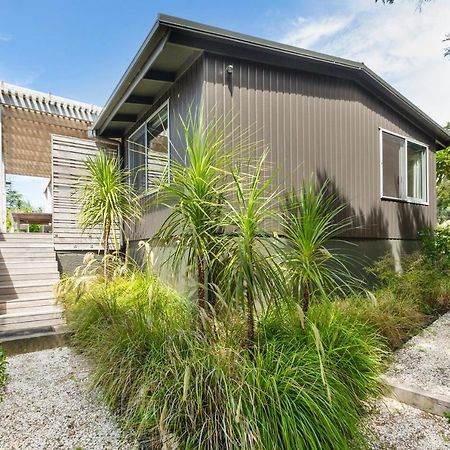 Palm Views - Stay Waiheke Palm Beach Extérieur photo