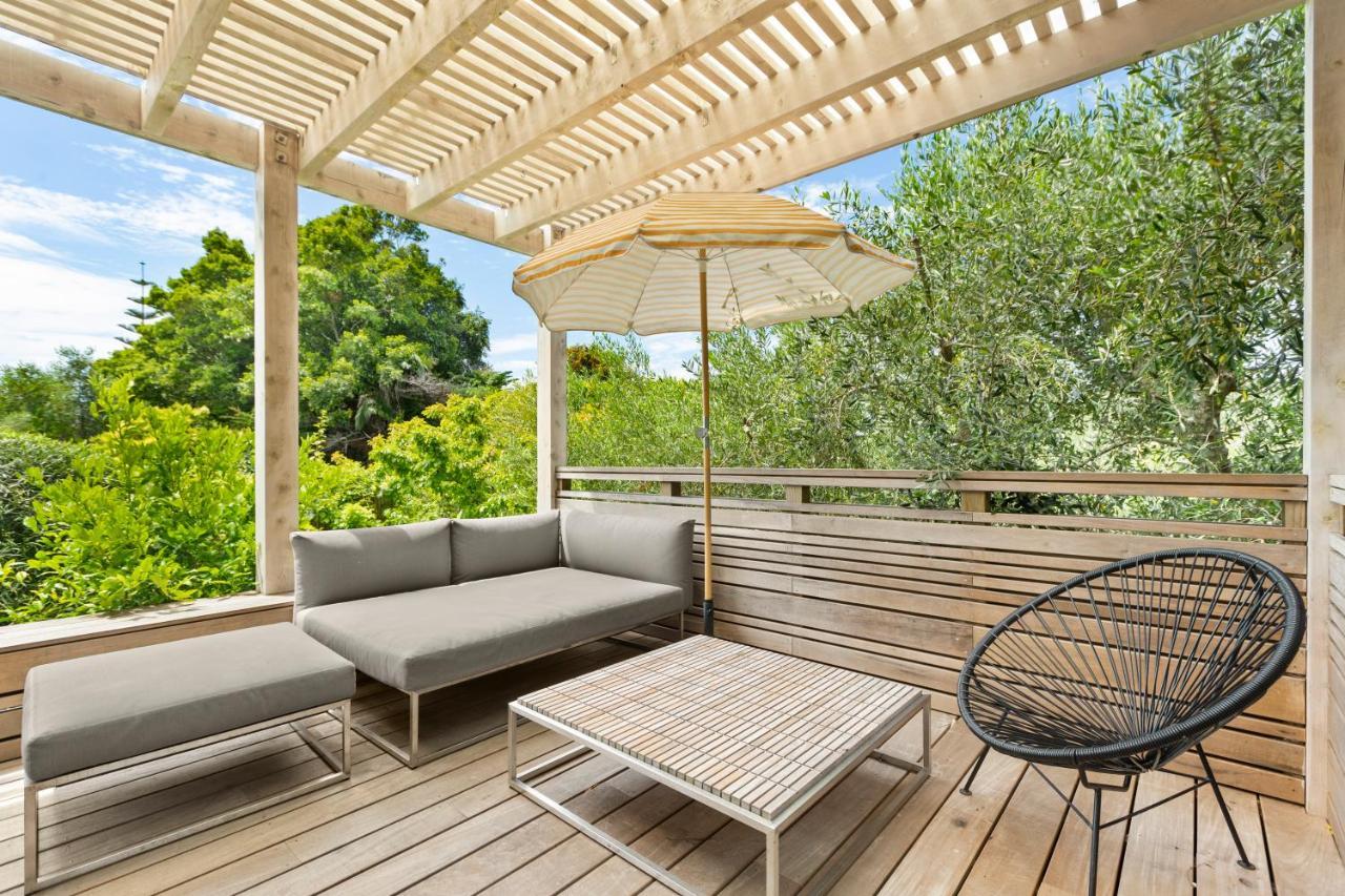 Palm Views - Stay Waiheke Palm Beach Extérieur photo