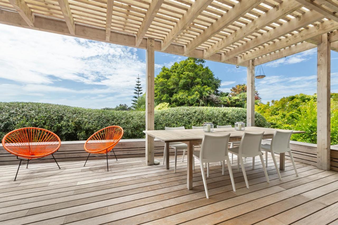 Palm Views - Stay Waiheke Palm Beach Extérieur photo
